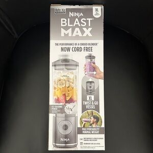 Ninja Blast Max Cordless Blender - Black and Silver